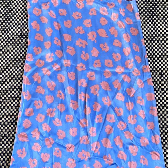 Equipment Femme Slip Satin Silky Dress Pink Flowers On Blue Midi Small - Picture 1 of 3